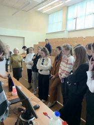 img-74559c2196179efea01c8da43be3c7f7-v